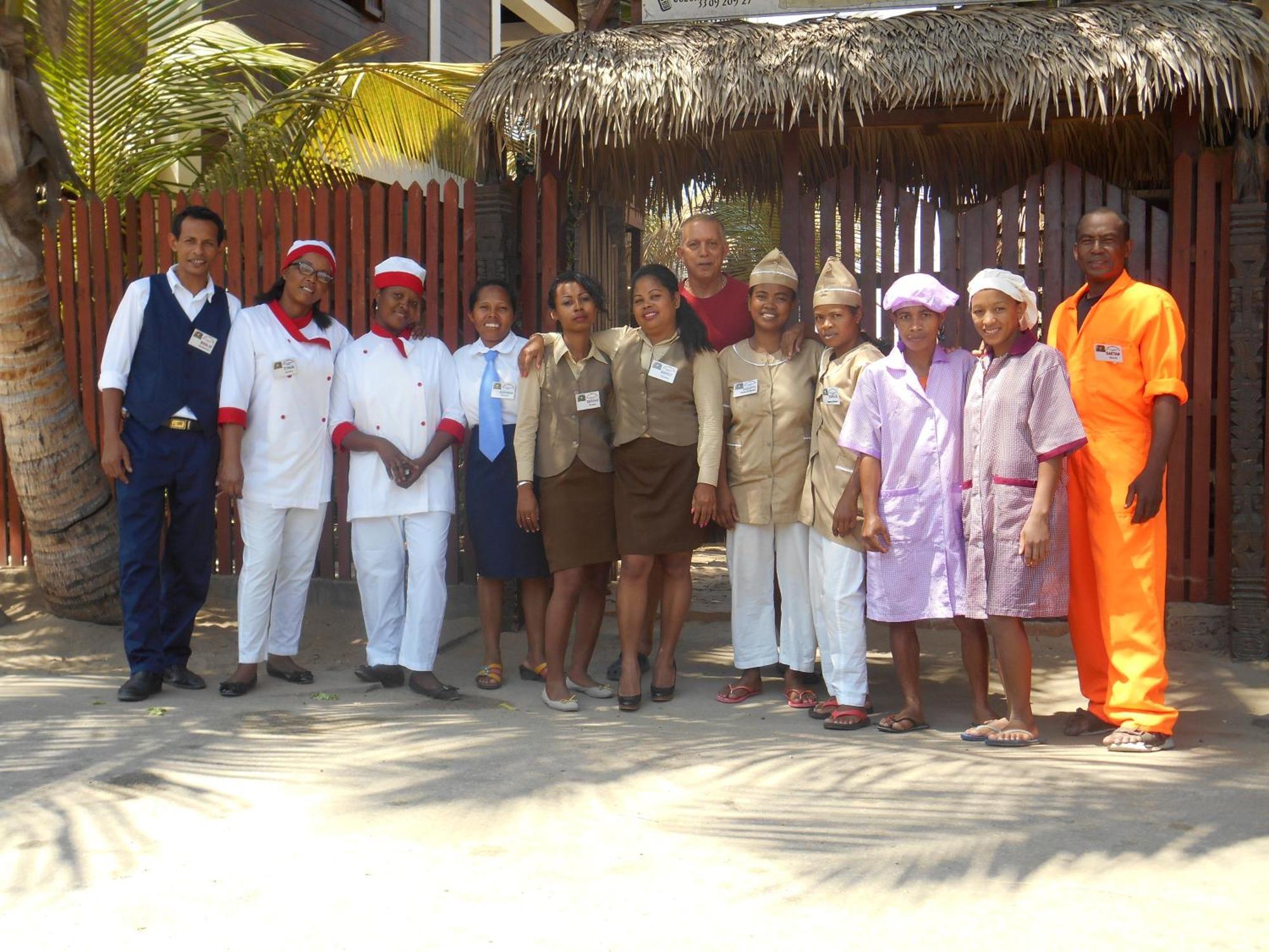 Hotel Trecicogne Morondava Exterior photo